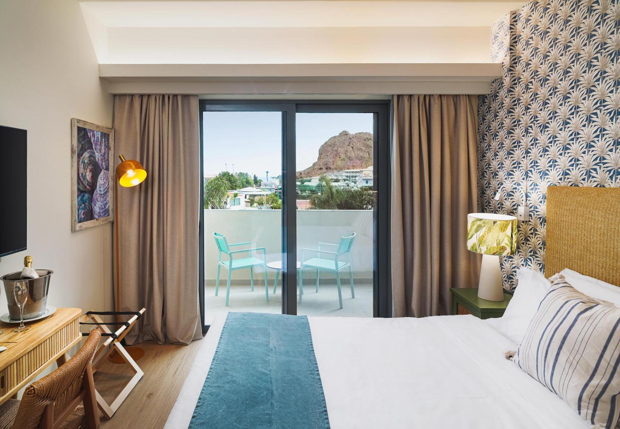 Leonardo Rhodes Hotell 5*