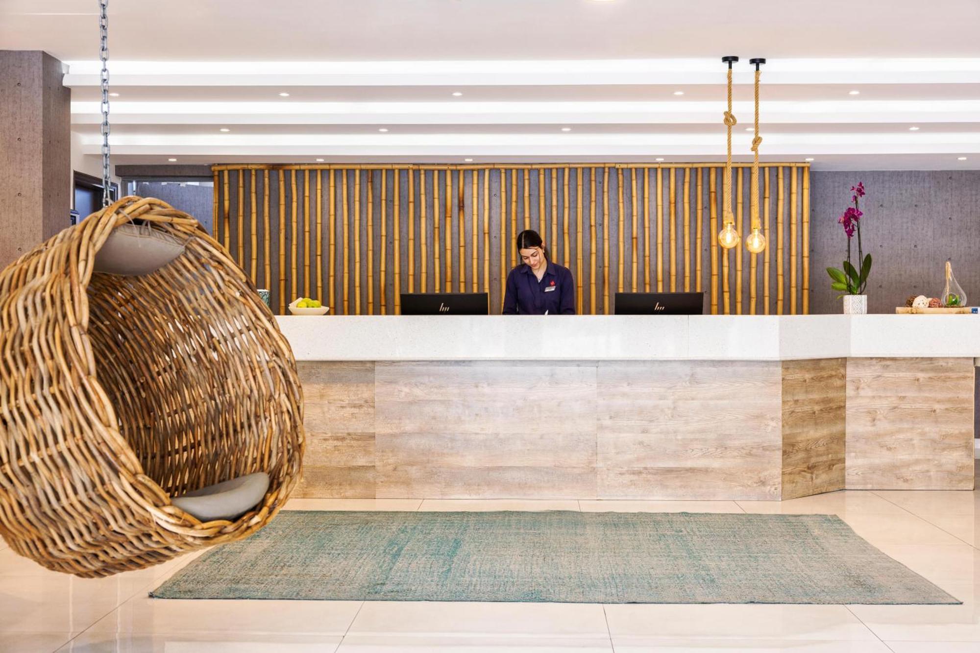 Hotel Leonardo Rhodes 5*